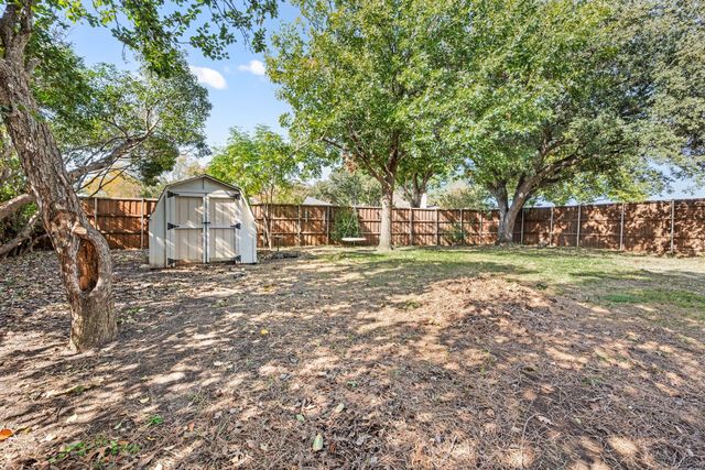 3101 Regency Street, Carrollton, TX 75007