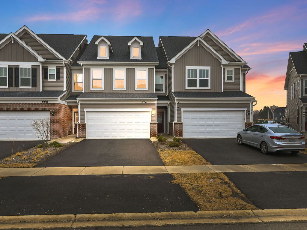 672 Switchgrass Way 58005, Bolingbrook, IL 60490