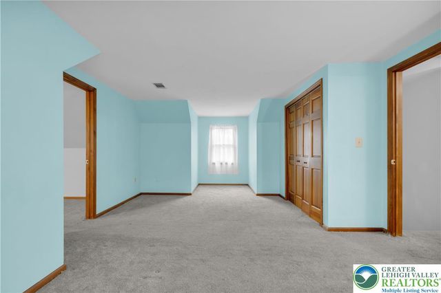 466 East Chestnut Street, Nazareth Boro, PA 18064