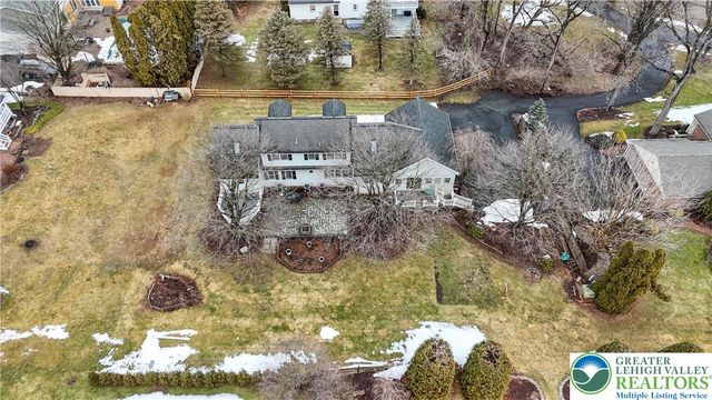 466 East Chestnut Street, Nazareth Boro, PA 18064