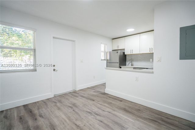 1950 NW 2nd Ct 5, Miami, FL 33136