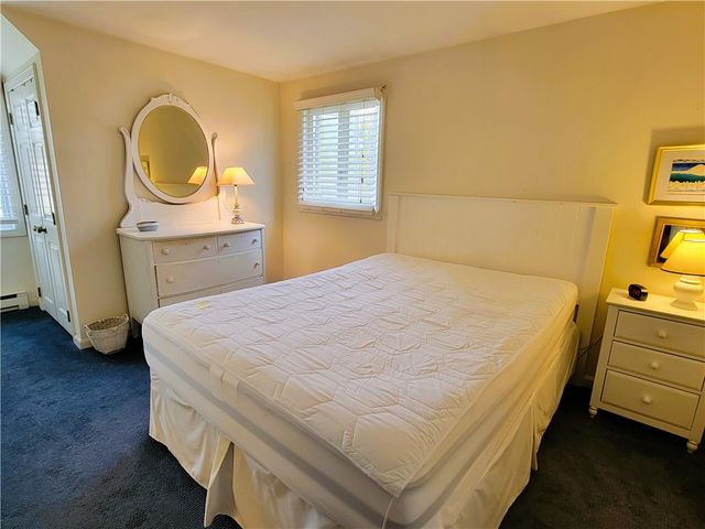 152 Tuckerman Avenue 14, Middletown, RI 02842