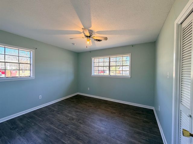 1412 Chestnut St, Crossett, AR 71635