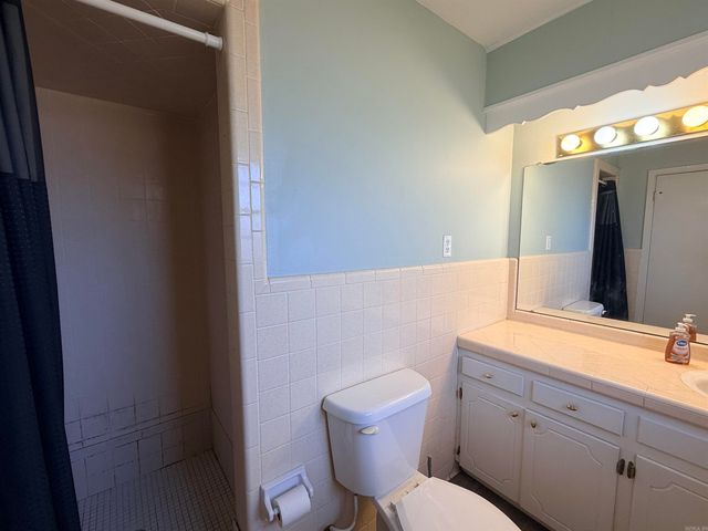 1412 Chestnut St, Crossett, AR 71635