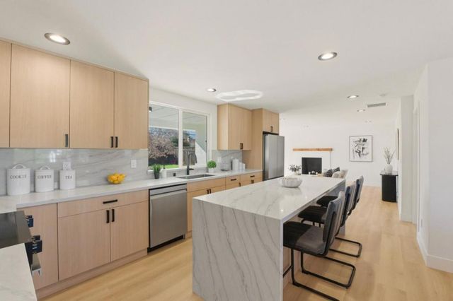 1164 Via Mateo, San Jose, CA 95120