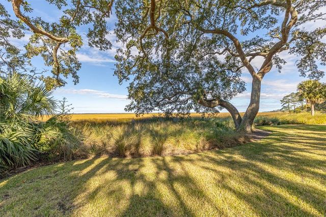 107 Arthur J Moore Drive, St Simons Island, GA 31522