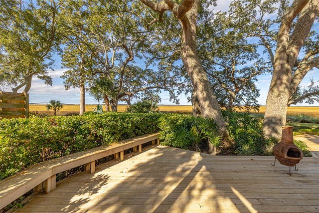 107 Arthur J Moore Drive, St Simons Island, GA 31522