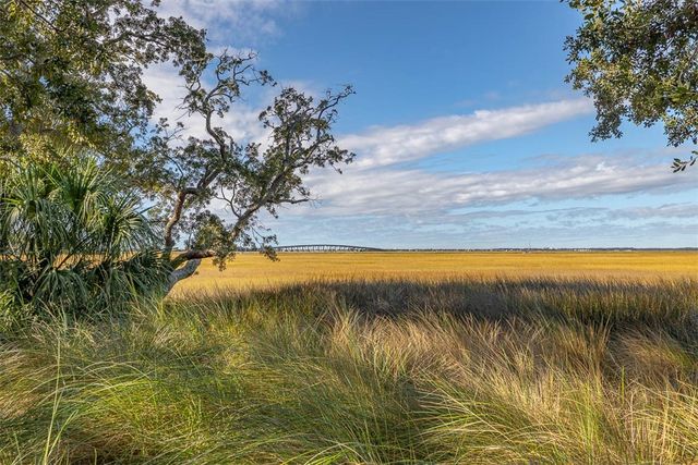 107 Arthur J Moore Drive, St Simons Island, GA 31522