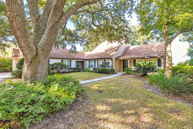 107 Arthur J Moore Drive, St Simons Island, GA 31522