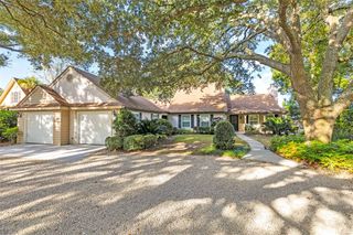107 Arthur J Moore Drive, St Simons Island, GA 31522