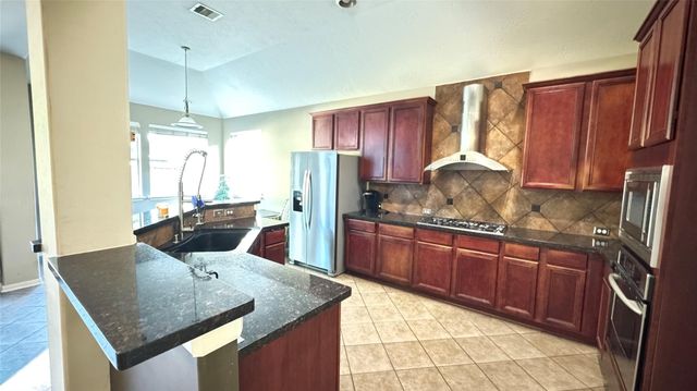 27027 Sable Oaks Lane, Cypress, TX 77433