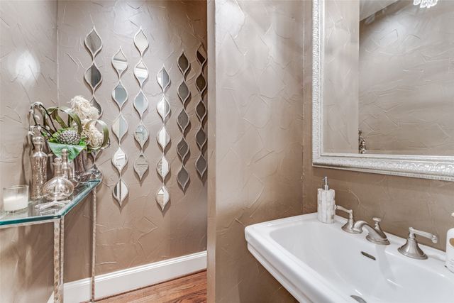 3608 Reagan Street, Dallas, TX 75219