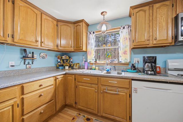 252 Merrymeeting Road, New Durham, NH 03855