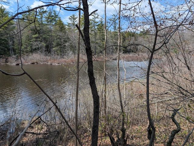 252 Merrymeeting Road, New Durham, NH 03855