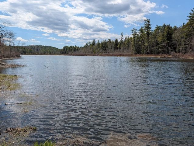 252 Merrymeeting Road, New Durham, NH 03855