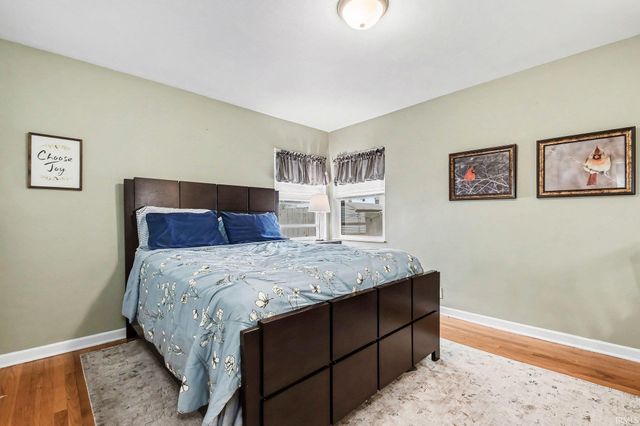 1605 E Madison Street, South Bend, IN 46617
