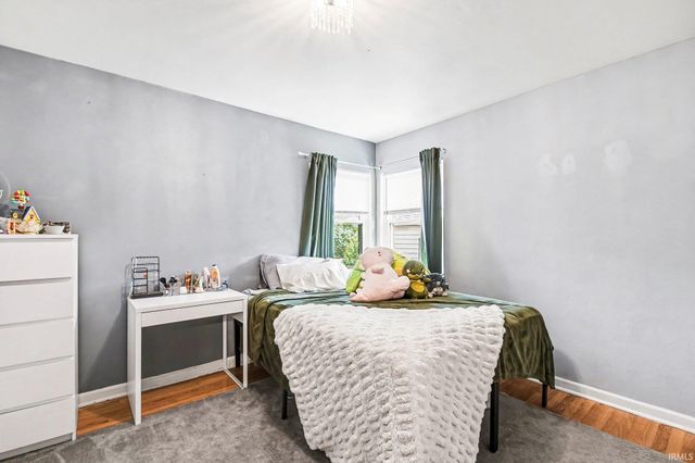 1605 E Madison Street, South Bend, IN 46617