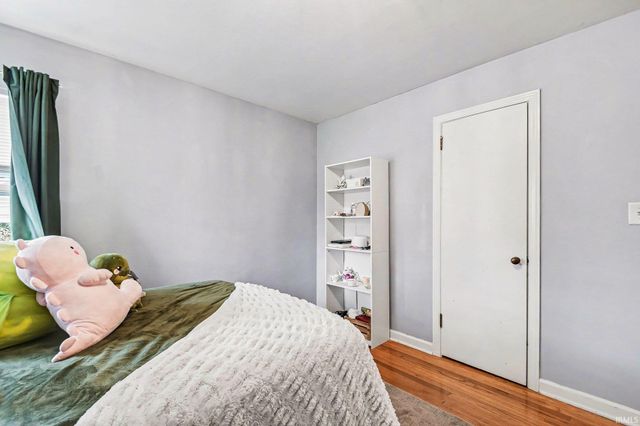 1605 E Madison Street, South Bend, IN 46617