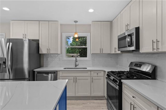 551 Floyd Drive SE, Smyrna, GA 30082
