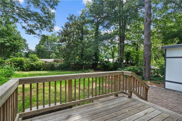 551 Floyd Drive SE, Smyrna, GA 30082