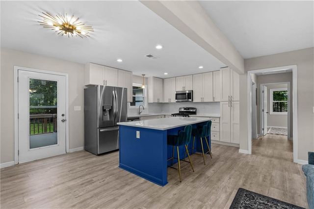 551 Floyd Drive SE, Smyrna, GA 30082