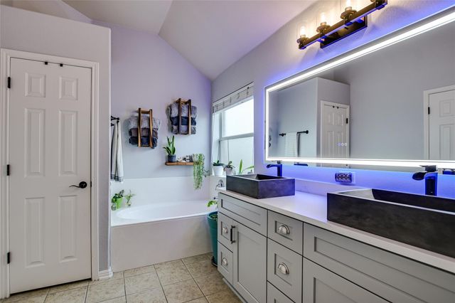 202 Ambrose DR, Pflugerville, TX 78660