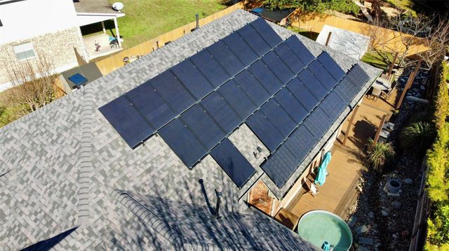 202 Ambrose DR, Pflugerville, TX 78660