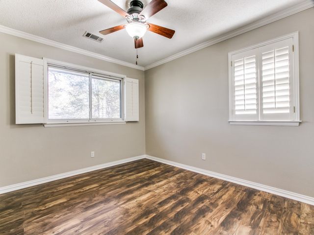 1315 Greenbriar Street, Denton, TX 76201