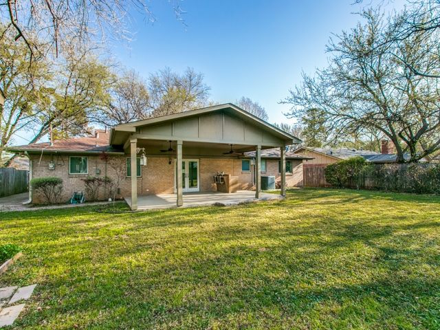 1315 Greenbriar Street, Denton, TX 76201