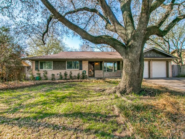 1315 Greenbriar Street, Denton, TX 76201