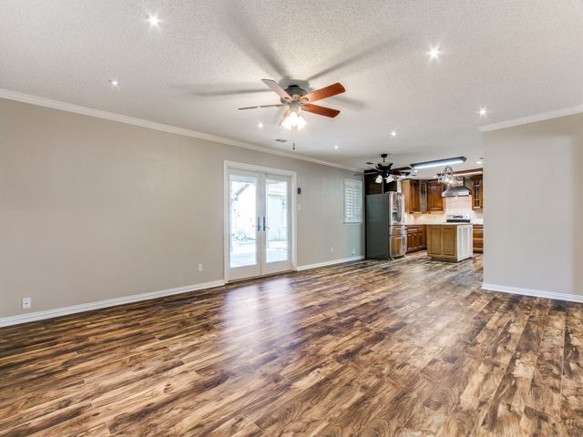 1315 Greenbriar Street, Denton, TX 76201