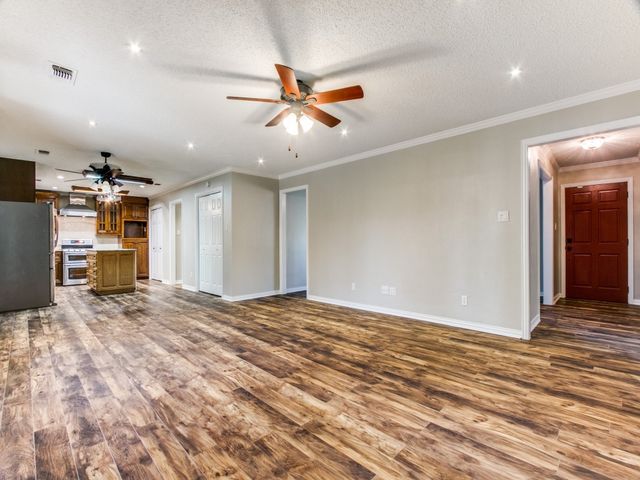 1315 Greenbriar Street, Denton, TX 76201