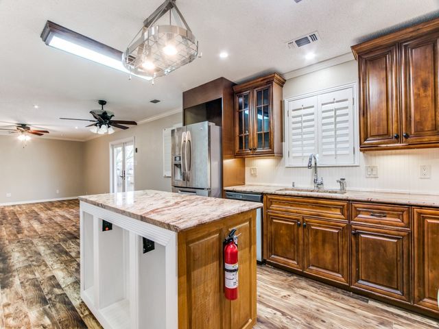 1315 Greenbriar Street, Denton, TX 76201