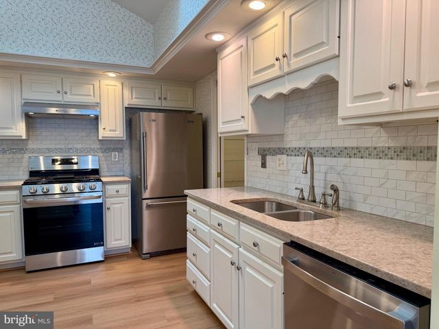 129 CHANTILLY CT, Hagerstown, MD 21740