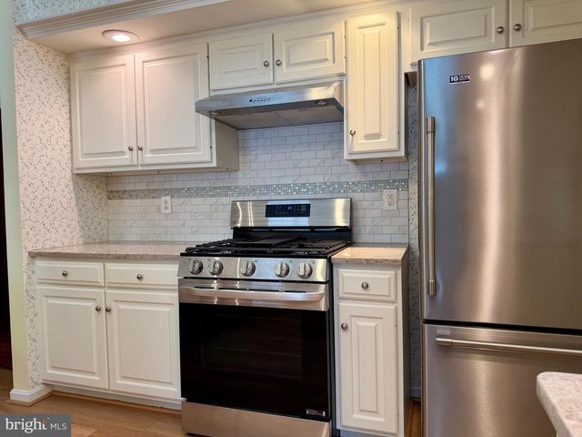 129 CHANTILLY CT, Hagerstown, MD 21740