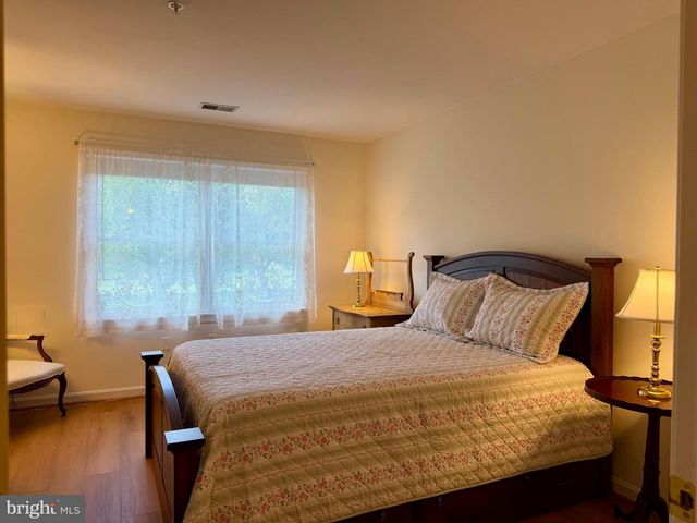 129 CHANTILLY CT, Hagerstown, MD 21740