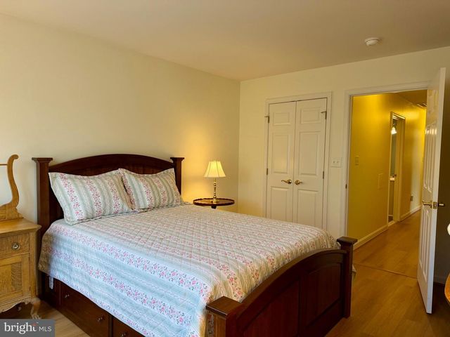 129 CHANTILLY CT, Hagerstown, MD 21740
