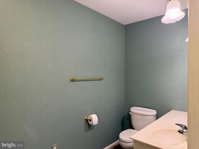 129 CHANTILLY CT, Hagerstown, MD 21740