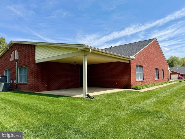 129 CHANTILLY CT, Hagerstown, MD 21740