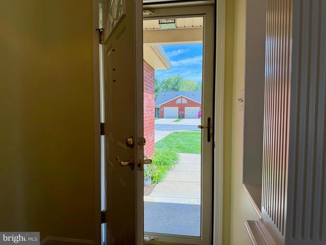 129 CHANTILLY CT, Hagerstown, MD 21740