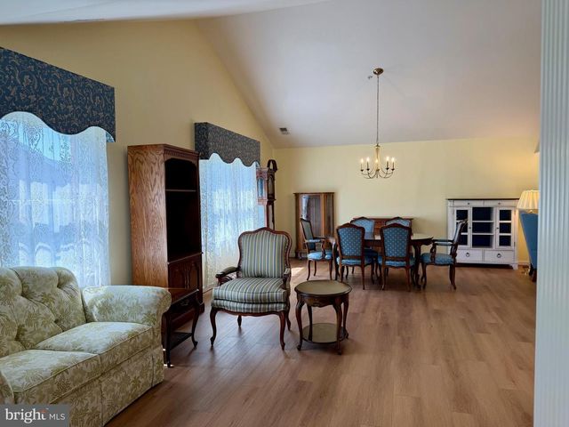 129 CHANTILLY CT, Hagerstown, MD 21740