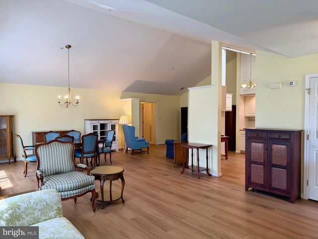 129 CHANTILLY CT, Hagerstown, MD 21740