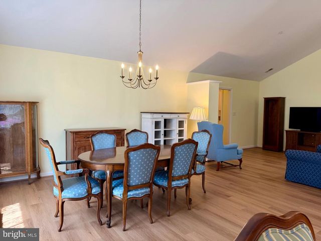 129 CHANTILLY CT, Hagerstown, MD 21740