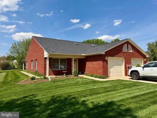 129 CHANTILLY CT, Hagerstown, MD 21740
