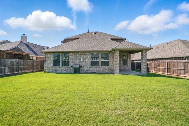 1306 Torrington Lane, Forney, TX 75126