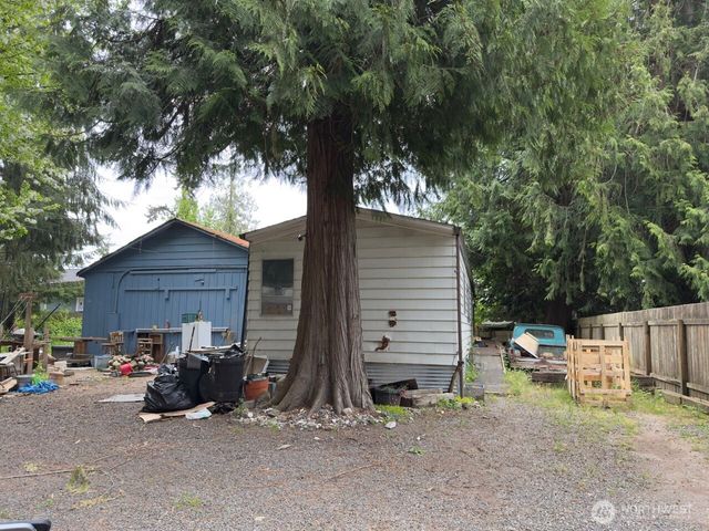 19102 Division Avenue NE, Suquamish, WA 98392