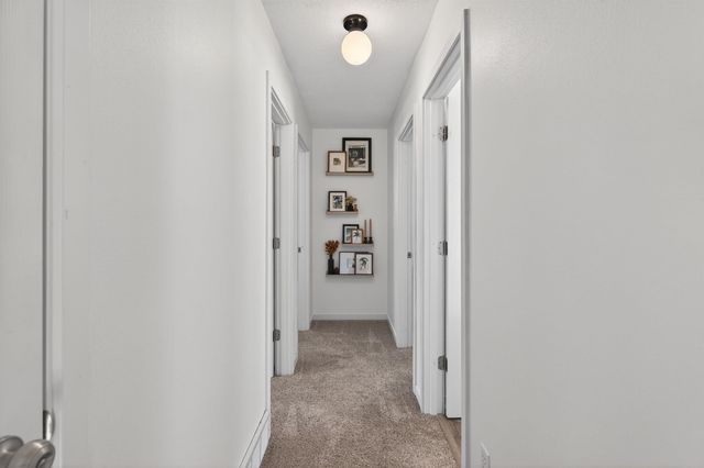 943 Progress Avenue, Waterloo, IA 50701