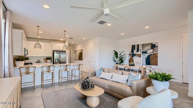 2123 W Rutledge Avenue, Apache Junction, AZ 85120