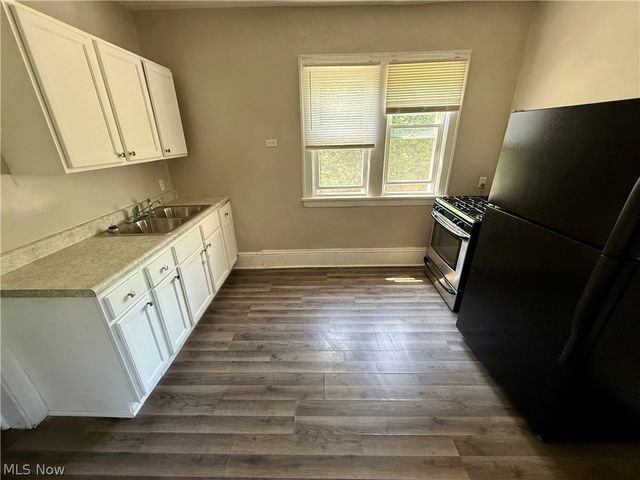 866 Beardsley Street 2, Akron, OH 44311