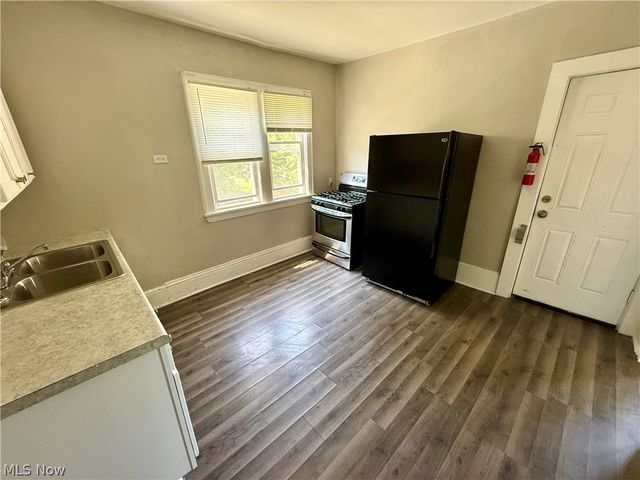 866 Beardsley Street 2, Akron, OH 44311